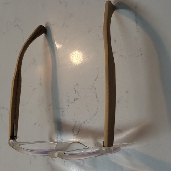 The Matson Blue Light Collection The Matson Eco-Sustainable Blue Light Reader - Picture 2 of 3